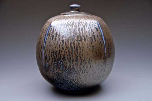 Salt glaze porcelain lidded jar